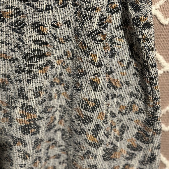 NWT Anthropologie W5 Cheetah Print Business Casual Dress Shirt Office Wear - Picture 6 of 6